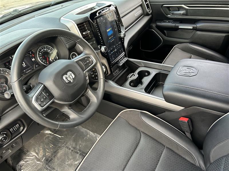 RAM 1500 Laramie Crew Cab SWB 4WD 2023