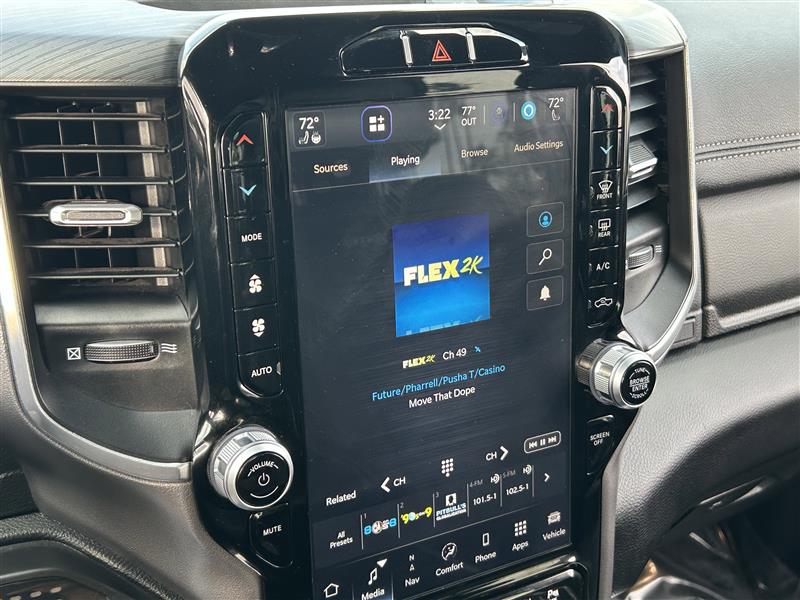 RAM 1500 Laramie Crew Cab SWB 4WD 2023