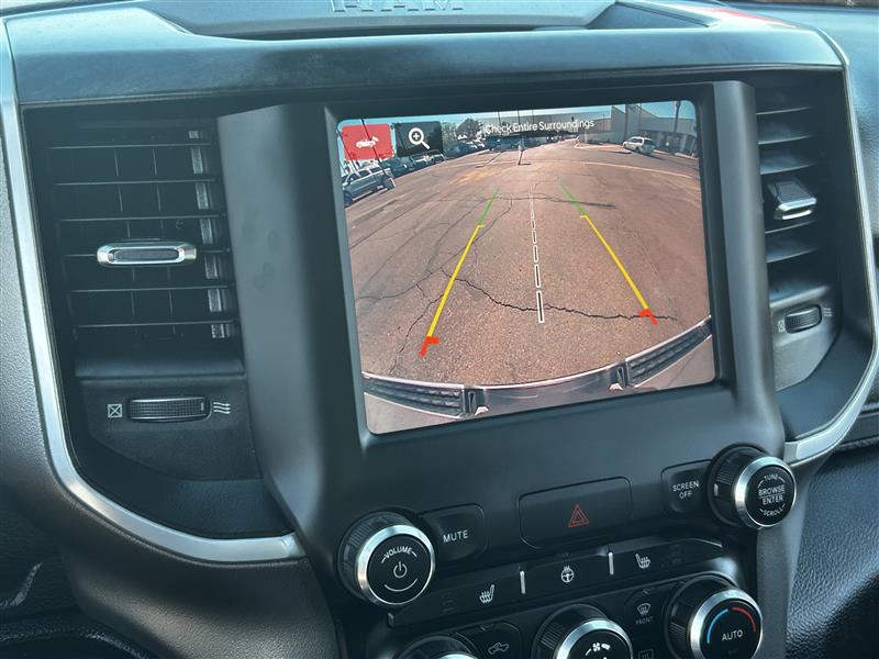 RAM 1500 Big Horn Crew Cab SWB 4WD 2022