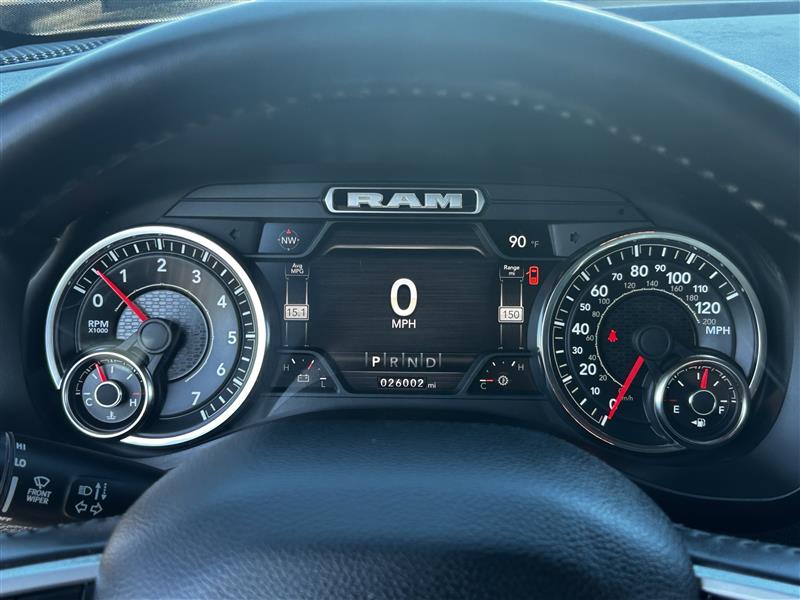 RAM 1500 Big Horn Crew Cab SWB 4WD 2022