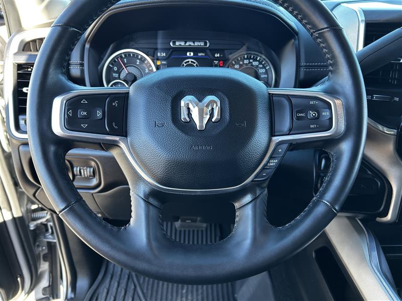 RAM 3500 Laramie Mega Cab 4WD DRW 2024