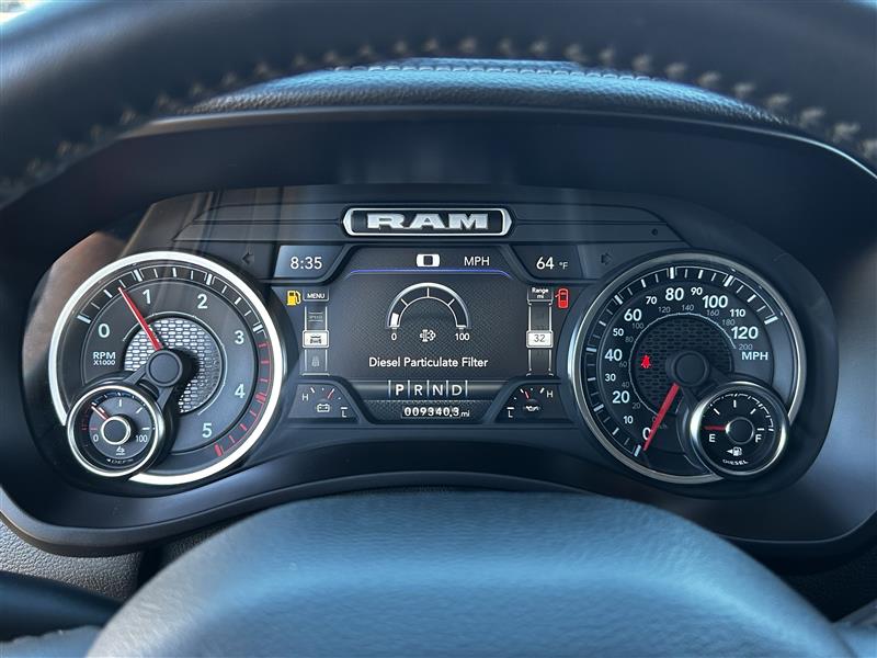 RAM 3500 Laramie Mega Cab 4WD DRW 2024