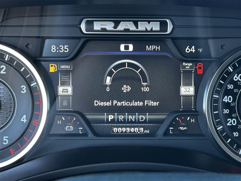 RAM 3500 Laramie Mega Cab 4WD DRW 2024