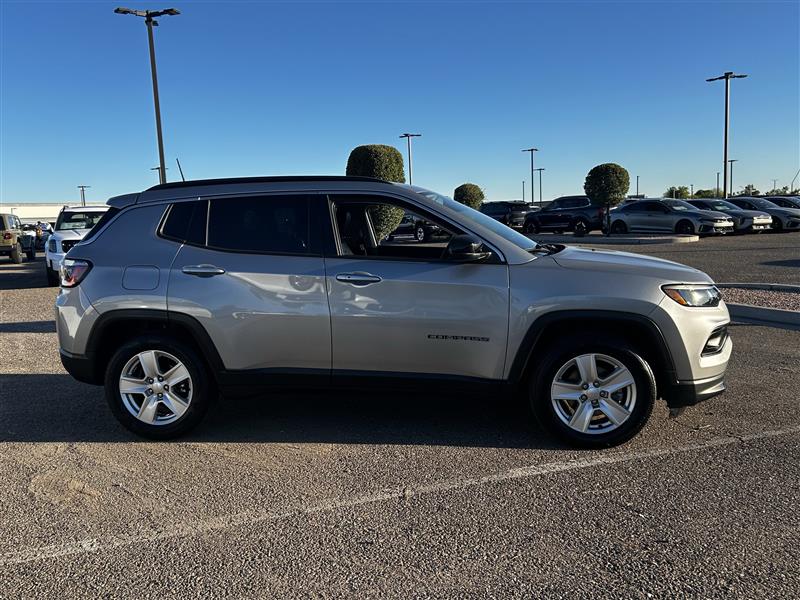 Jeep Compass Latitude FWD 2022 Jeep Compass Latitude FWD 2022