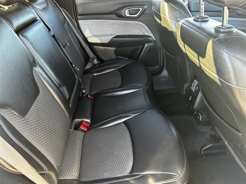 Jeep Compass Latitude FWD 2022 Jeep Compass Latitude FWD 2022