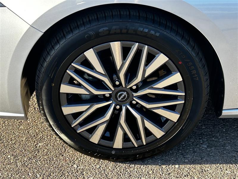 Nissan Altima 2.5 SV 2024 Nissan Altima 2.5 SV 2024