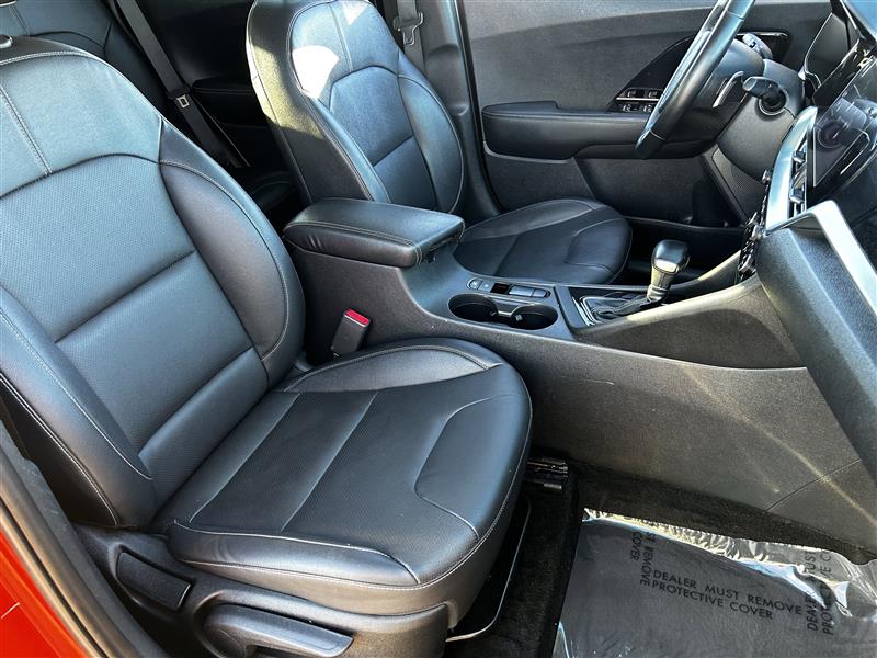 Kia Niro Touring 2022 Kia Niro Touring 2022