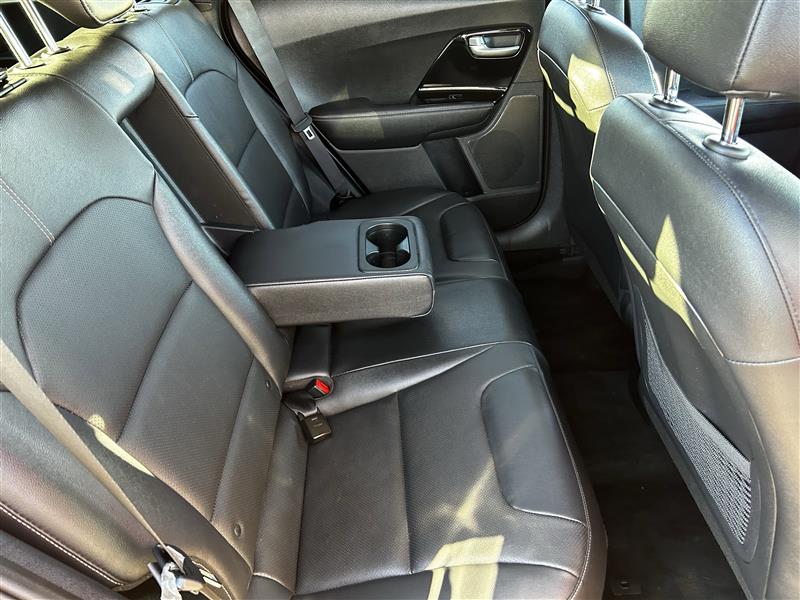 Kia Niro Touring 2022 Kia Niro Touring 2022