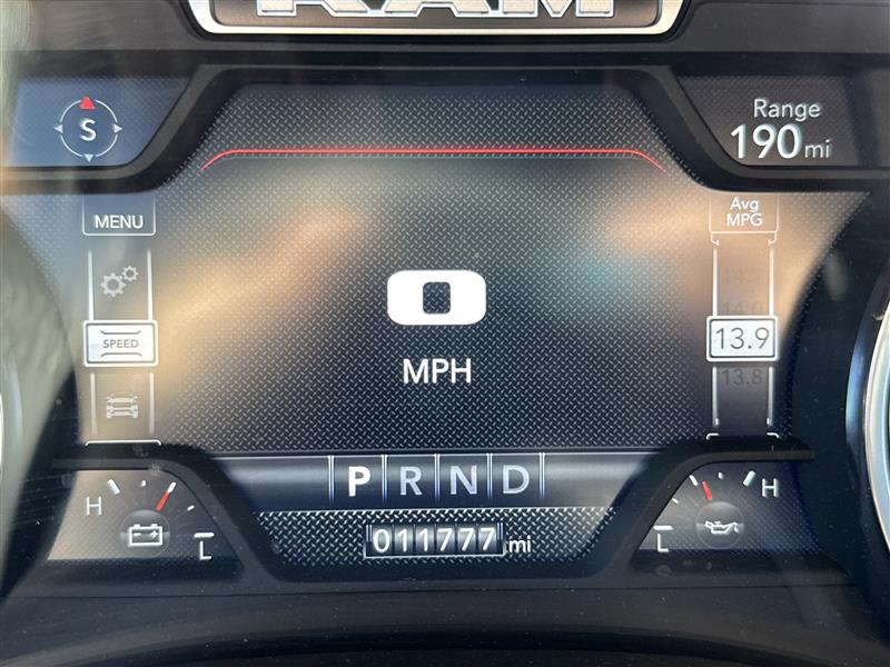 RAM 3500 Laramie Crew Cab SWB 4WD 2024 RAM 3500 Laramie Crew Cab SWB 4WD 2024