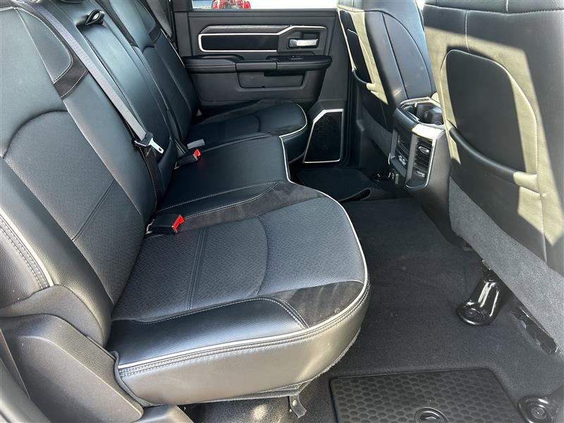 RAM 3500 Laramie Crew Cab SWB 4WD 2024