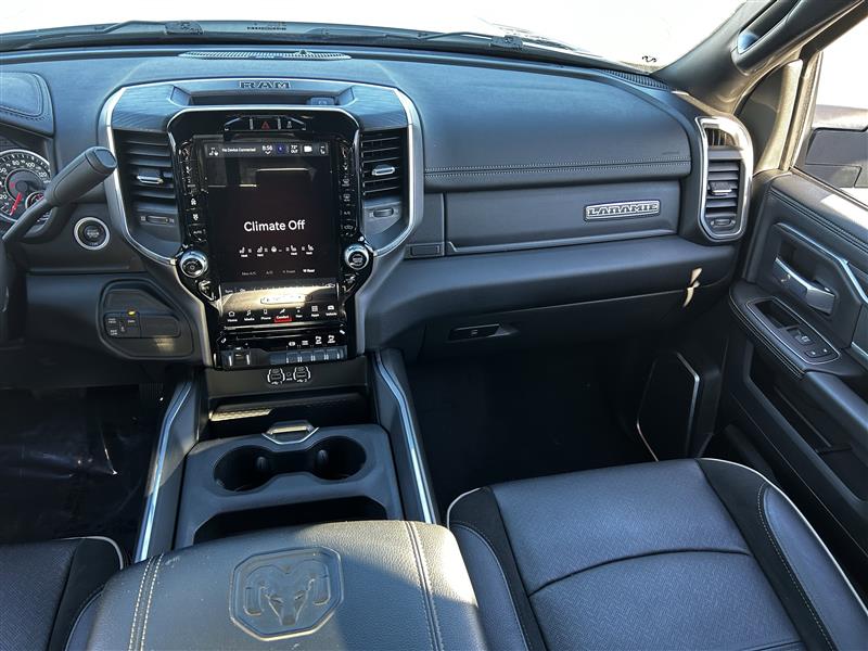 RAM 3500 Laramie Crew Cab SWB 4WD 2024