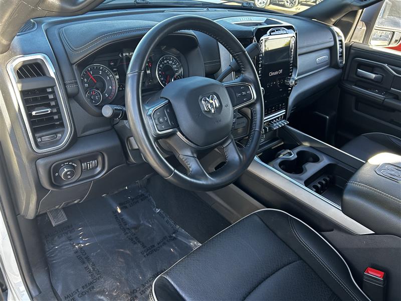 RAM 3500 Laramie Crew Cab SWB 4WD 2024