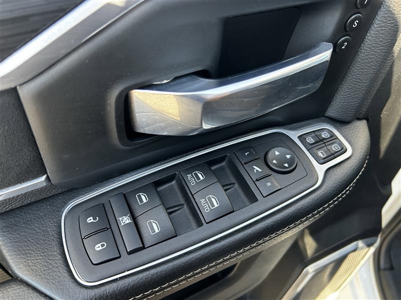 RAM 3500 Laramie Crew Cab SWB 4WD 2024