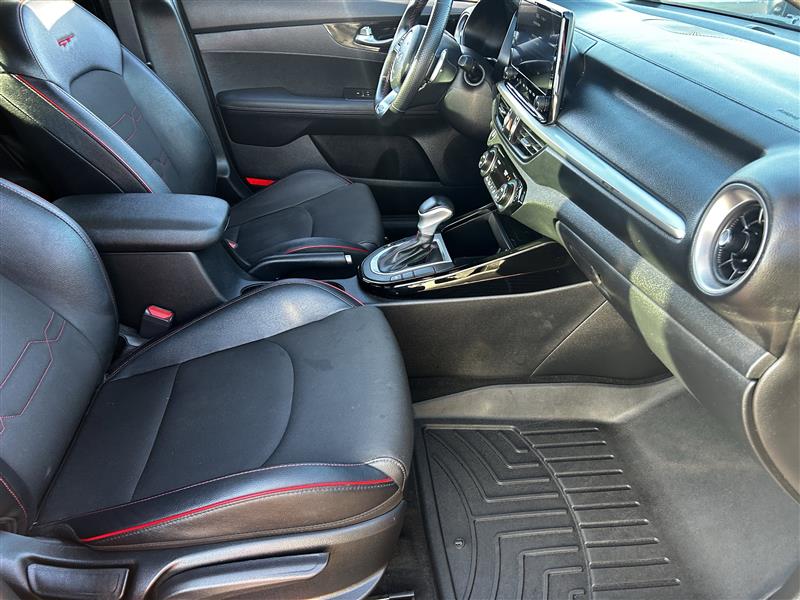 Kia Forte GT 7A 2022