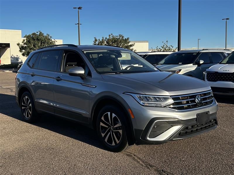 Volkswagen Tiguan S 2024