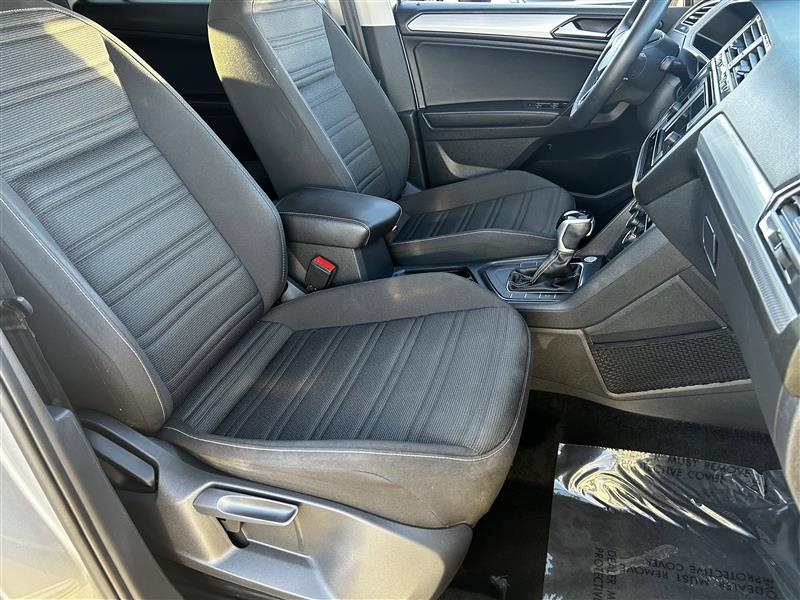 Volkswagen Tiguan S 2024