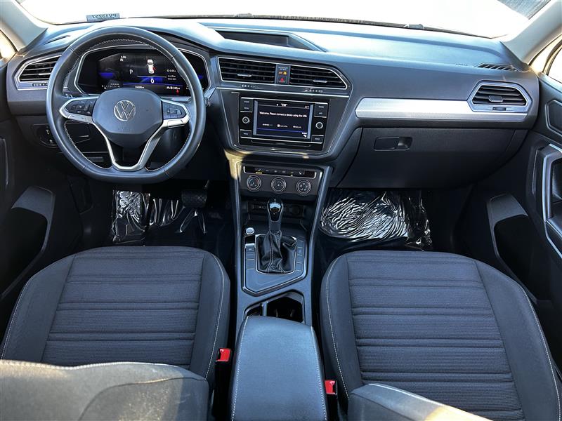 Volkswagen Tiguan S 2024