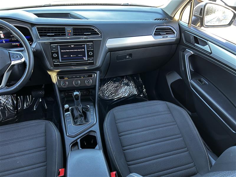 Volkswagen Tiguan S 2024