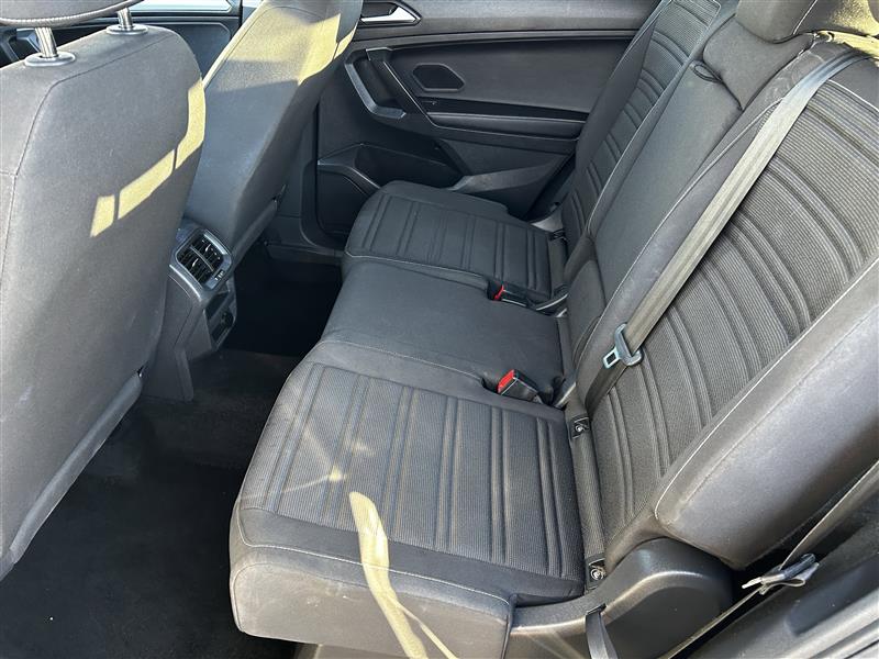 Volkswagen Tiguan S 2024