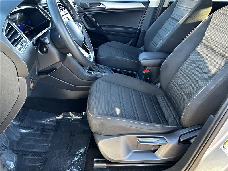 Volkswagen Tiguan S 2024