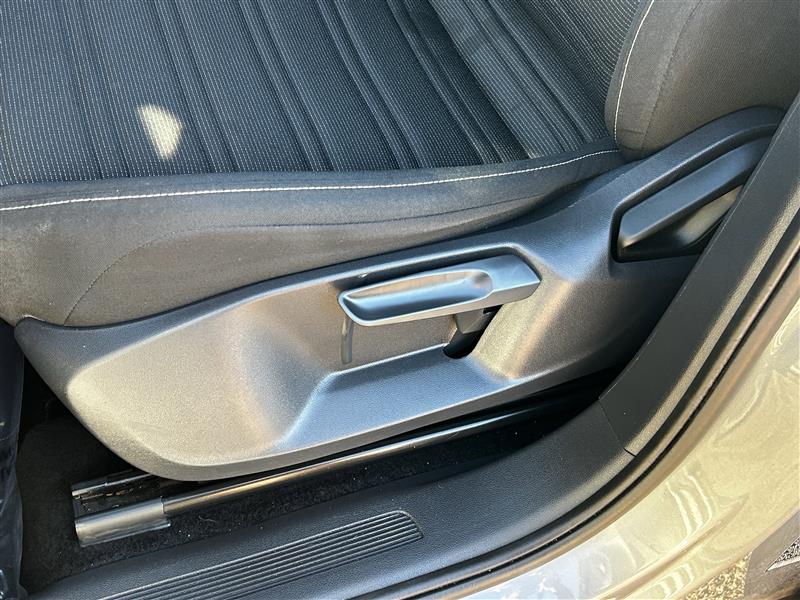 Volkswagen Tiguan S 2024