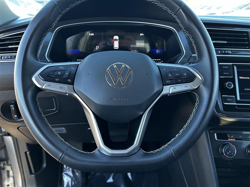 Volkswagen Tiguan S 2024