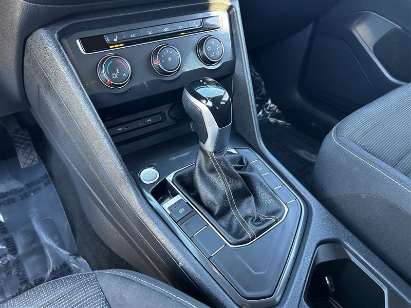 Volkswagen Tiguan S 2024