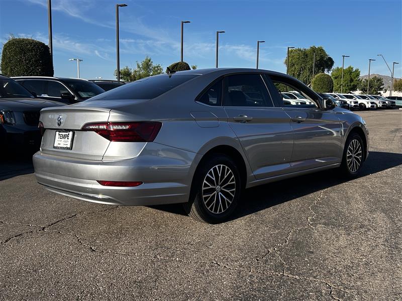 Volkswagen Jetta 1.4T S 8A 2021