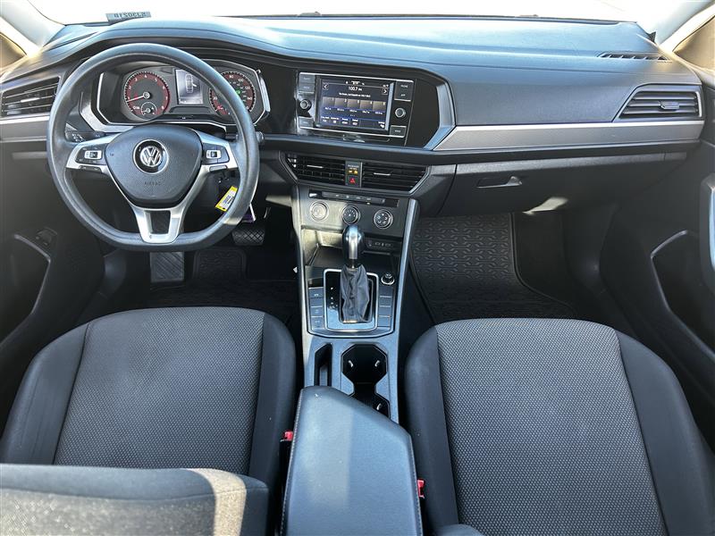 Volkswagen Jetta 1.4T S 8A 2021