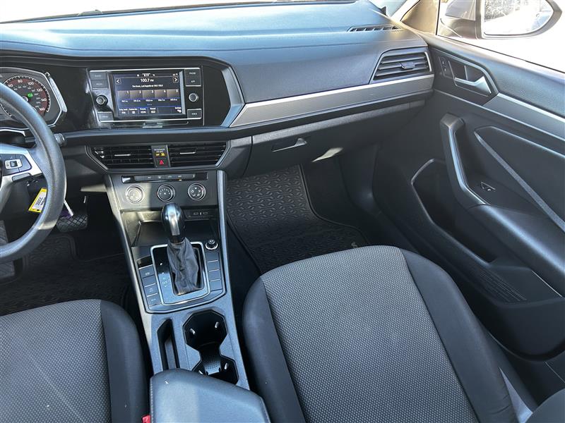 Volkswagen Jetta 1.4T S 8A 2021