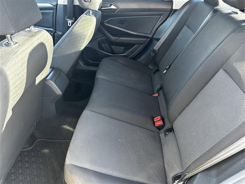 Volkswagen Jetta 1.4T S 8A 2021