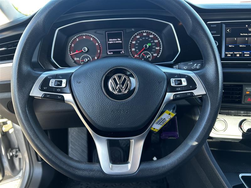Volkswagen Jetta 1.4T S 8A 2021