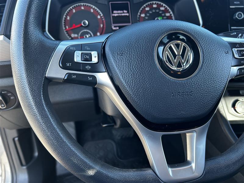 Volkswagen Jetta 1.4T S 8A 2021