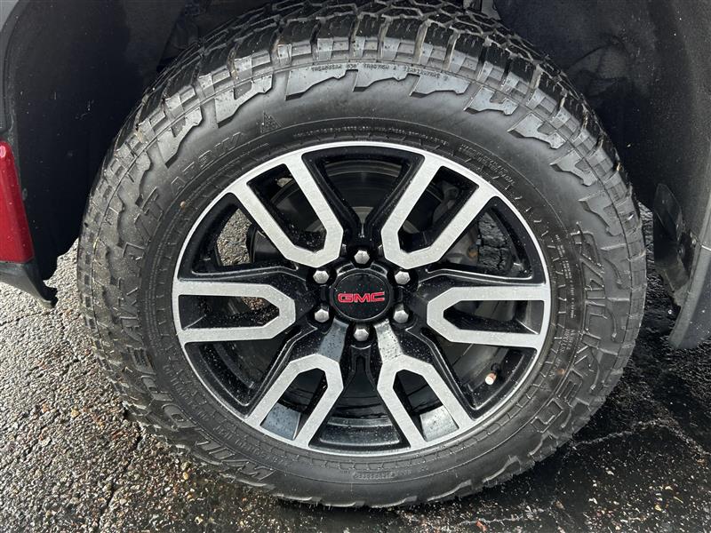 GMC Sierra 1500 AT4 Crew Cab Long Box 4WD 2020