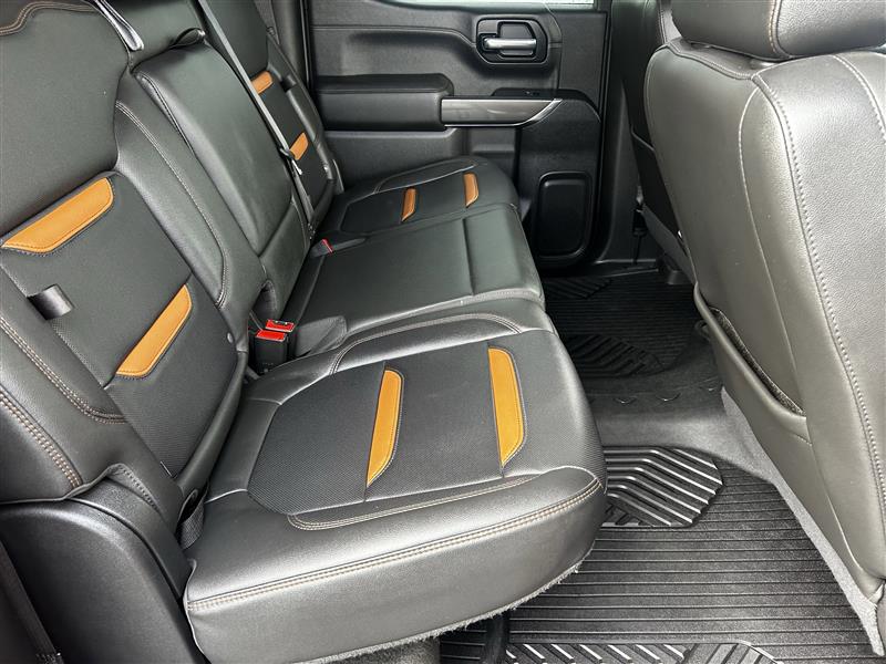 GMC Sierra 1500 AT4 Crew Cab Long Box 4WD 2020