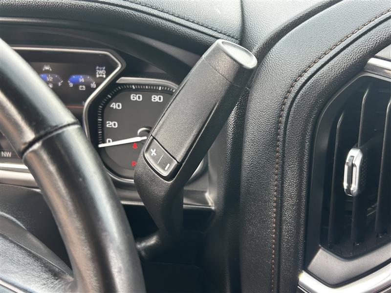 GMC Sierra 1500 AT4 Crew Cab Long Box 4WD 2020