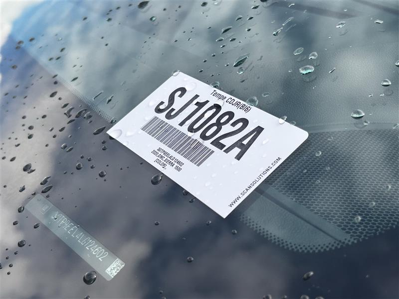 GMC Sierra 1500 AT4 Crew Cab Long Box 4WD 2020