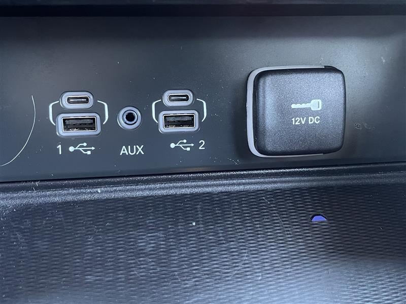 Jeep Grand Cherokee L Laredo 4WD 2024