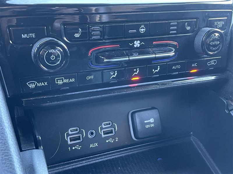 Jeep Grand Cherokee L Laredo 4WD 2024