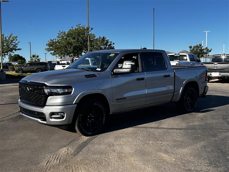 RAM 1500 Big Horn Crew Cab SWB 4WD 2025