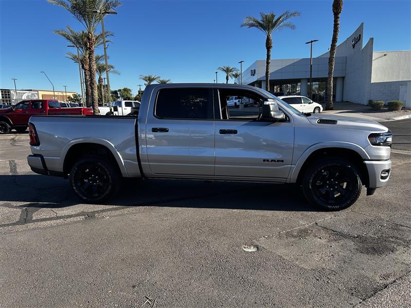 RAM 1500 Big Horn Crew Cab SWB 4WD 2025