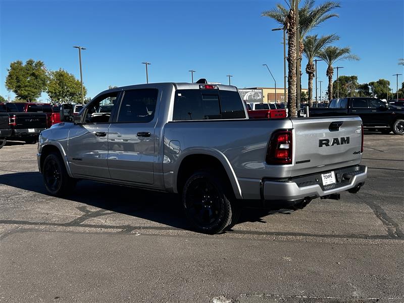 RAM 1500 Big Horn Crew Cab SWB 4WD 2025