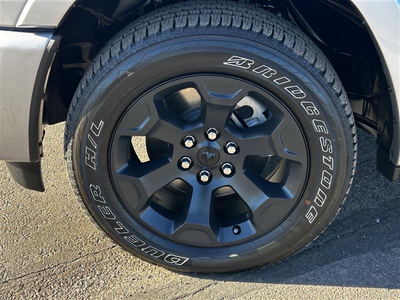 RAM 1500 Big Horn Crew Cab SWB 4WD 2025