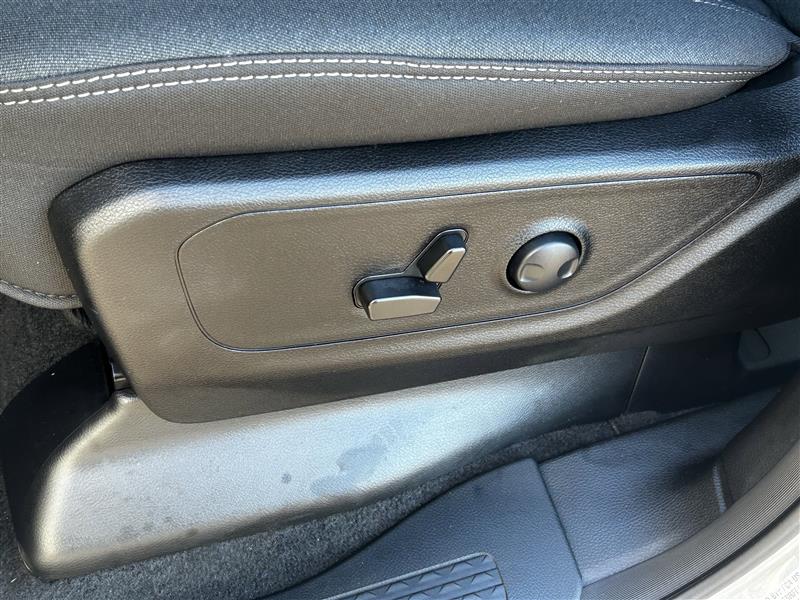 RAM 1500 Big Horn Crew Cab SWB 4WD 2025