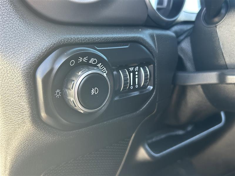 Jeep Wrangler Sport 4WD 2020