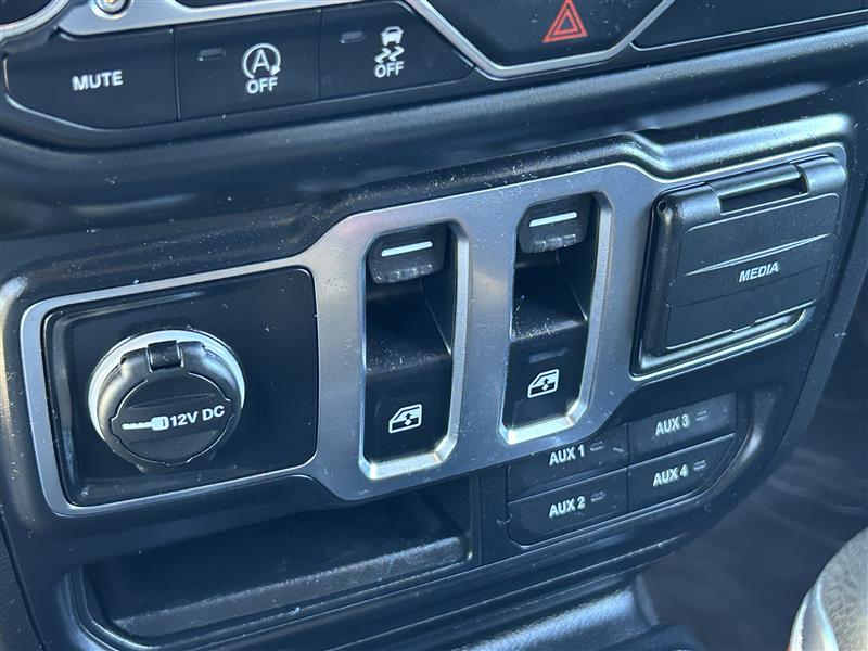 Jeep Wrangler Sport 4WD 2020