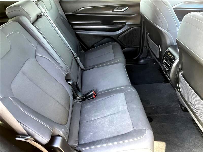 Jeep Grand Cherokee L Laredo 4WD 2023