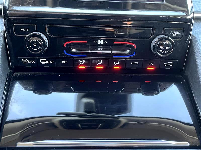 Jeep Grand Cherokee L Laredo 4WD 2023