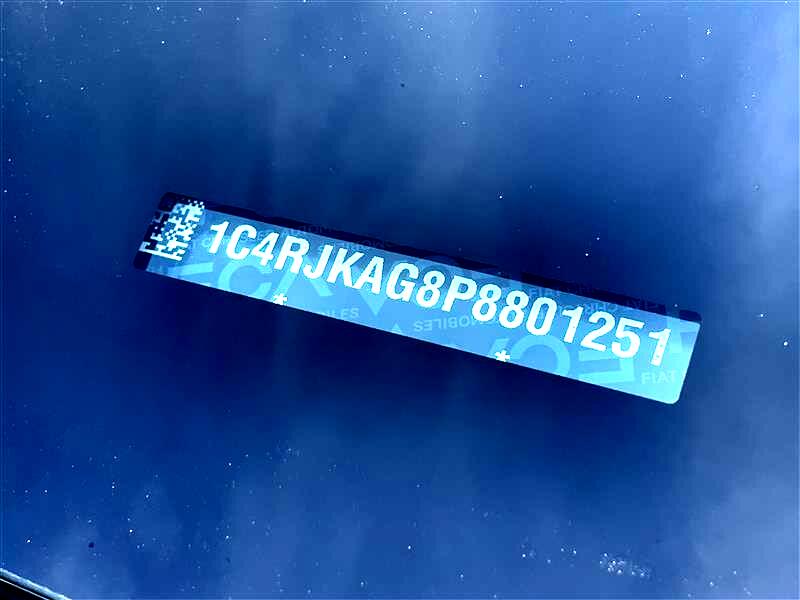 Jeep Grand Cherokee L Laredo 4WD 2023