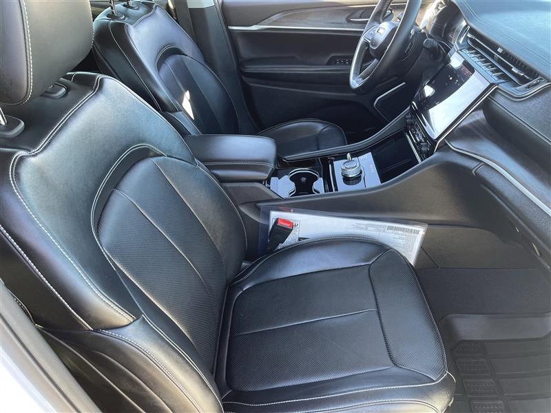 Jeep Grand Cherokee L Limited 4WD 2022